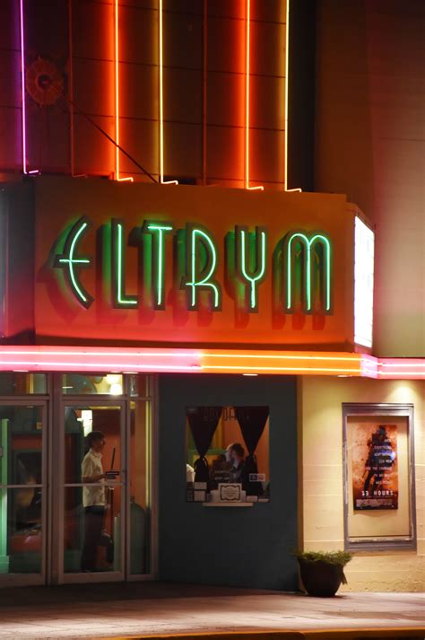 The theater opened in 1940 and features a blending of warm and cool colors, a fourth floor apartment and a panoramic view of the city. . Eltrym theater